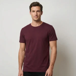 Økologiske basis t-shirt i burgundy til mænd.