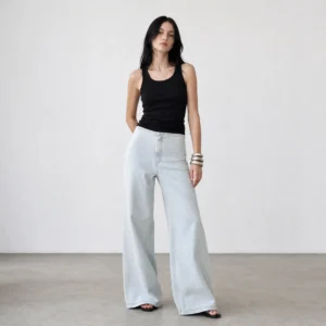 Lyse jeans uden lommer eller pynt - Boks ben